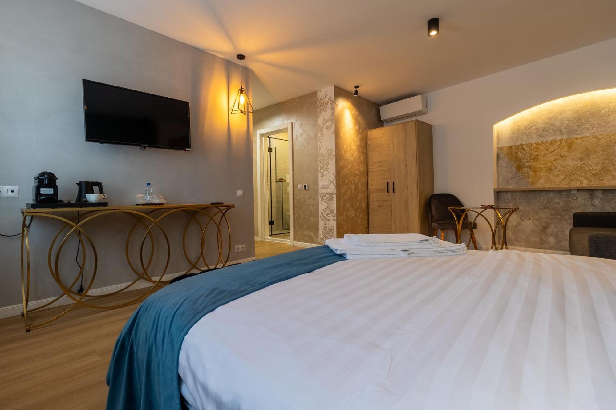 Lumiere House Sibiu Hotel Exterior photo